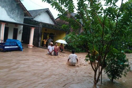 Banjir di kawasan Mojo