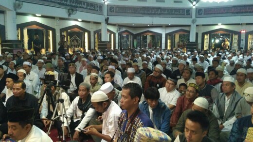 Jamaah yang hadir di deklarasi Gerakan Indonesia Sholat Subuh di Masjid Al Ittihad, Tebet, Jakarta Selatan, Sabtu (27/1/2018).