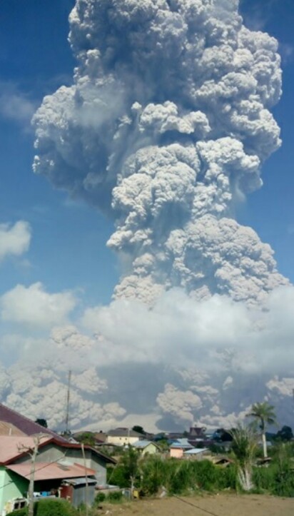 Erupsi Gunung Sinabung 19 Februari 2018