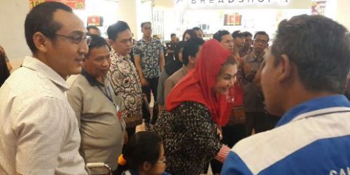 Plh Walikota Semarang mengunjungi stand Komunitas Difabel di Ormas Expo