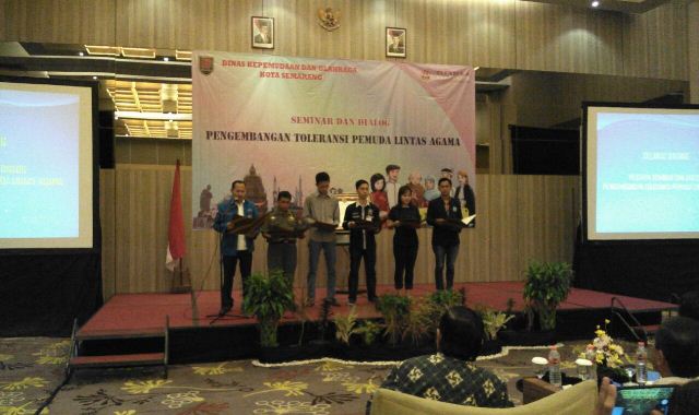 Pemuda Lintas Agama Kota Semarang Deklarasi Damai