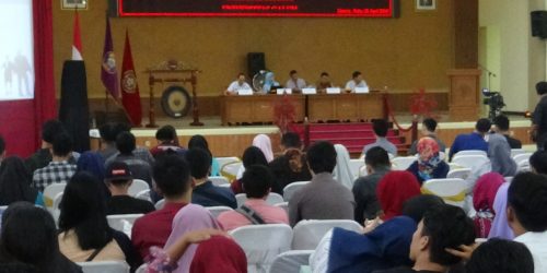 Seminar nasional hukum bertemakan Mewujudkan Pemilu Jujur Dan Adil Melalui Penegakan Hukum Dan Etika yang di gelar BEM Fakulltas Hukum Universitas Galuh, Kabupaten Ciamis.