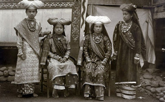 Suku Minang Sumatera Barat