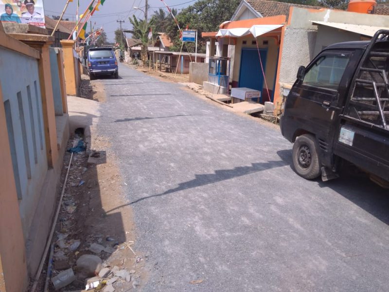 Warga Jalupang Mariuk Apresiasi Infrastruktur Jalan Yang Dibangun Penerintah Desa Girimukti
