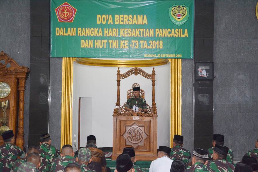 Kodam III/Siliwangi Gelar Doa Bersama Pada Peringatan Hari Kesaktian Pancasila Dan HUT Ke-73 TNI