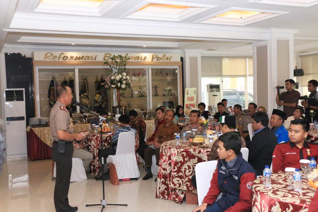 Kapolda Jabar Silaturahmi Dengan Elemen Mahasiswa Jawa Barat
