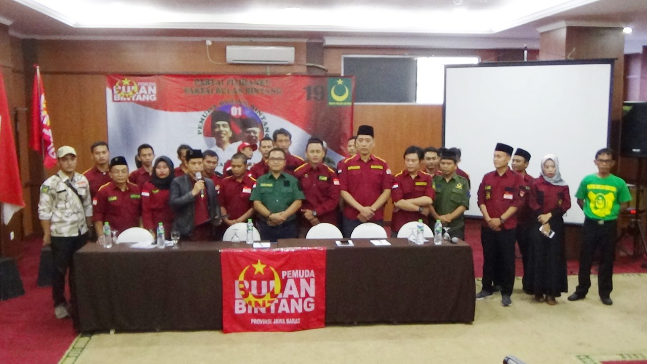 Relawan Milenial Pemuda Bulan Bintang Jawa Barat Rapatkan Barisan Dukung Jokowi-KH Maruf Amin