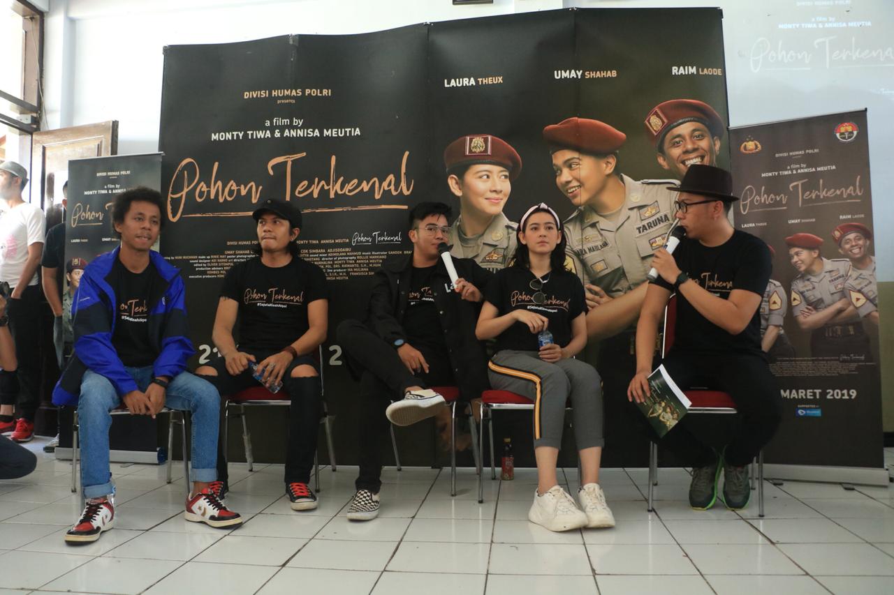 SMA PGII Dan SMK Angkasa Kedatangan Pemeran Utama Film Pohon Terkenal