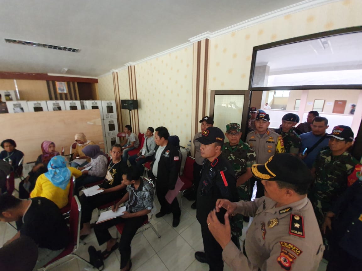 Kapolda Jabar Cek Pengamanan Kotak Suara Di Wilayah Bogor