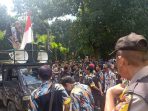 Dalmas Polda Jabar Amankan Aksi Unjuk Rasa Damai LSM GMBI Di PTUN Bandung