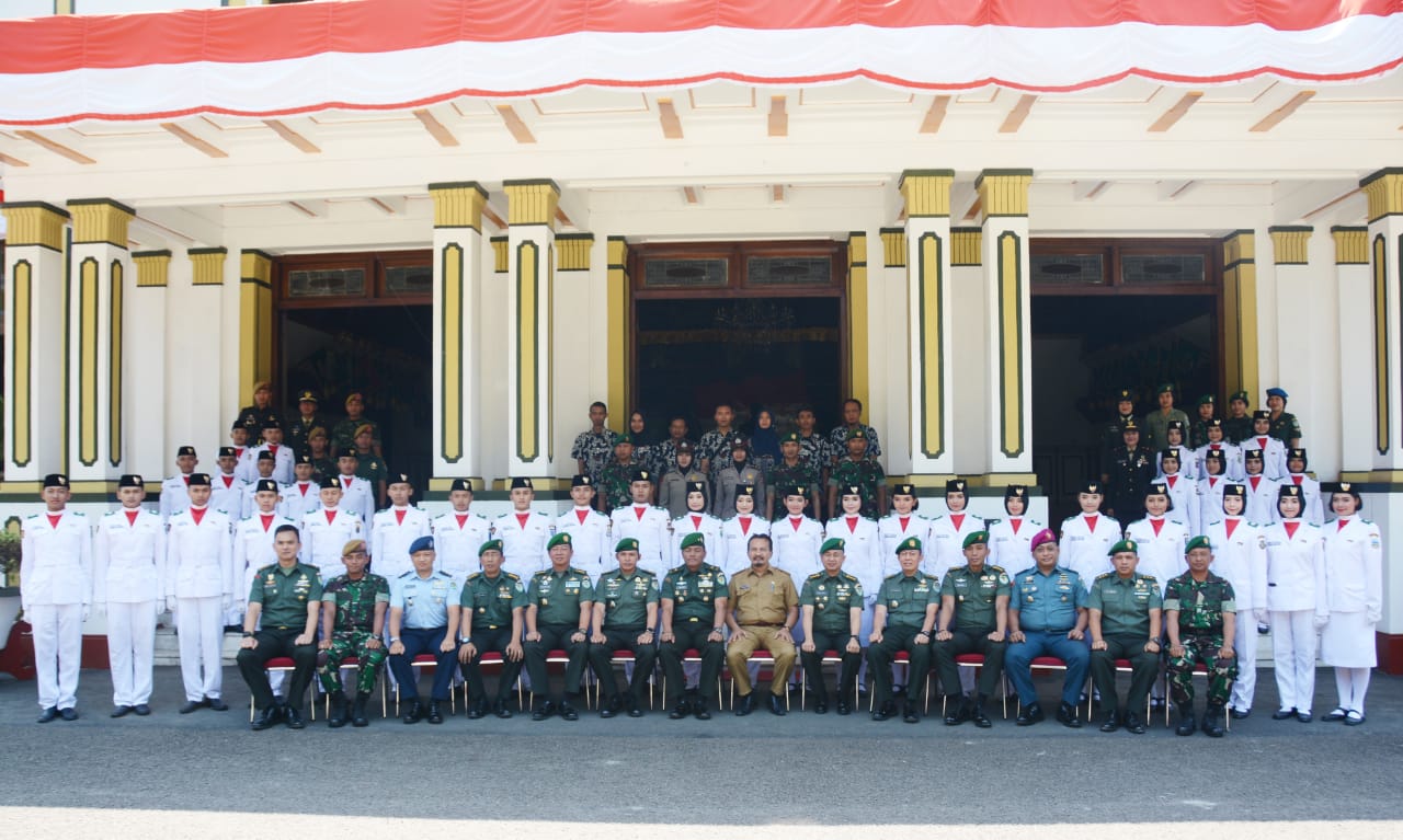 Kodam III Siliwangi Terima Kunjungan Paskibra Tingkat Provinsi Jawa Barat