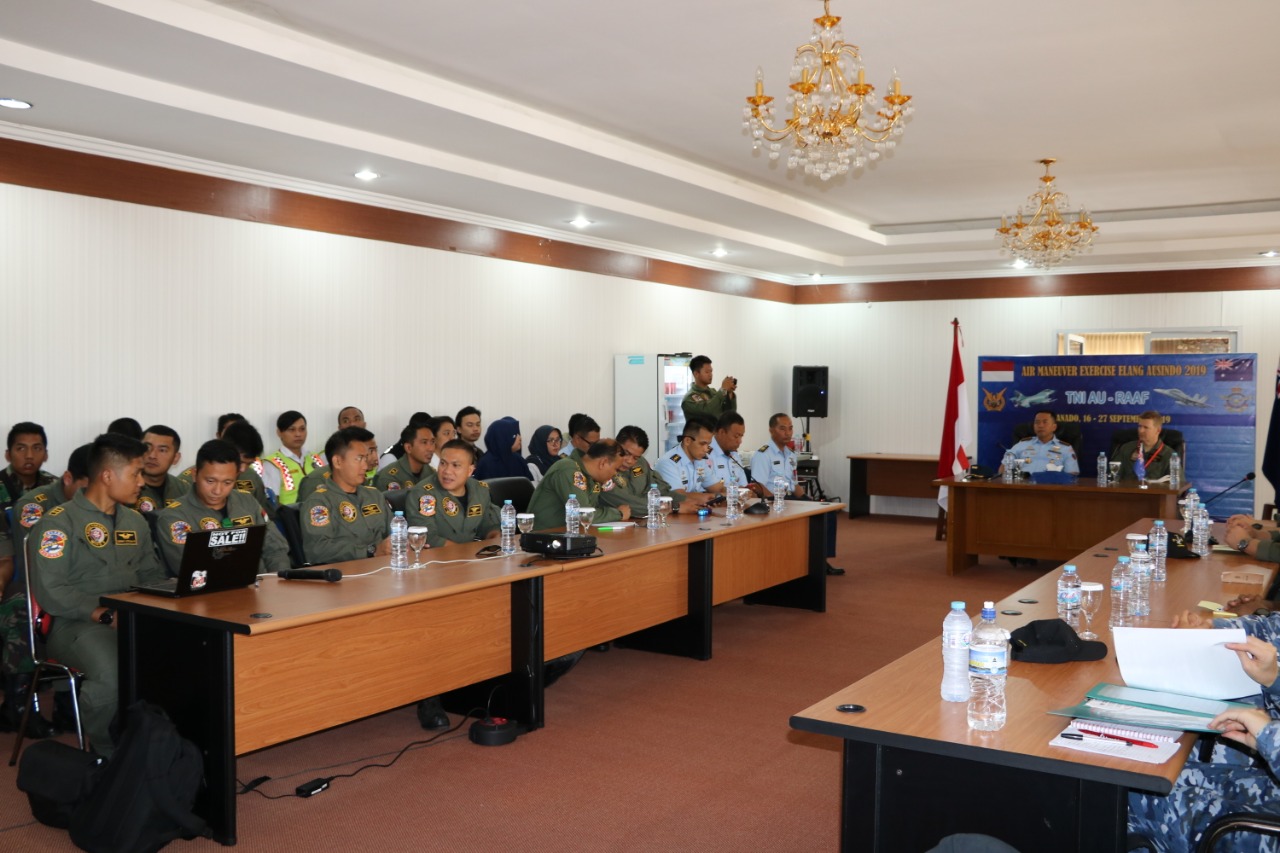 Komandan Lanud Sam Ratulangi Manado Pimpin Welcome Briefing Latma Elang Ausindo Tahun 2019