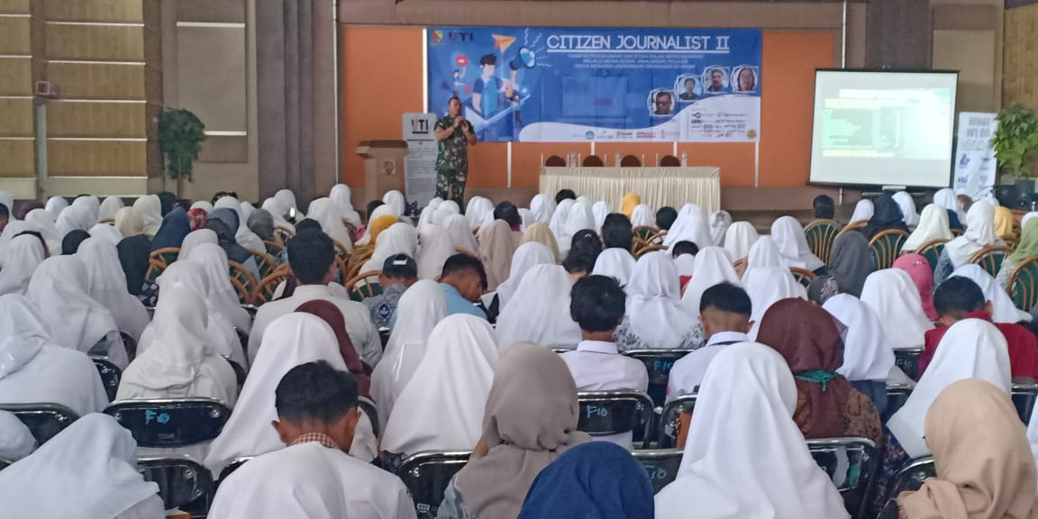 Hadiri Kegiatan IJTI, Kolonel Yusep Sosialisasi Citarum Harum Kepada Pelajar SLTP Kabupaten Bandung