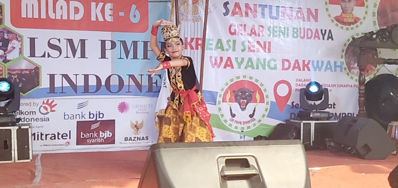 Pesona Seni Tradisional Sunda Di Puncak Peringatan HUT Ke-6 LSM PMPR Indonesia