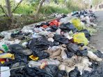 Waspada Perusak Lingkungan! Berkeliaran Buang Sampah Seenaknya