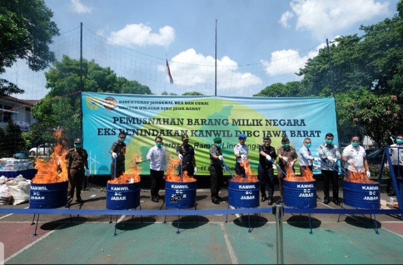 Solusi Bangun Indonesia Bantu Musnahkan Barang Sitaan Direktorat Jenderal Bea Dan Cukai Jawa Barat