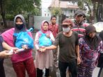 Persiapan PSBB, PWI Kota Bandung Bersama SMSI Jawa Barat Bhakti Sosial Bagikan Paket Sembako Dan Masker
