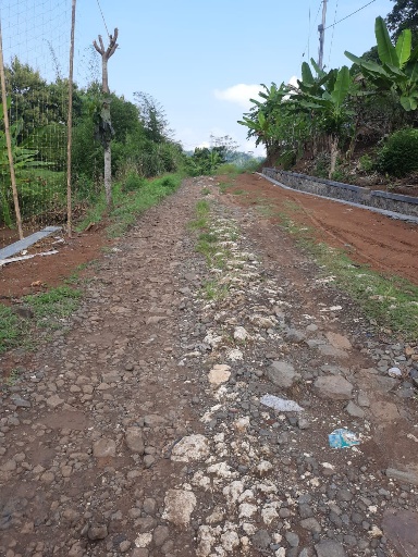 Warga Keluhkan Jalan Rusak Di Bantardawa Kecamatan Purwadadi Ciamis Yang Tak Kunjung Diperbaiki