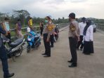 Polres Banjar Polda Jabar Bubarkan Kerumunan Remaja Ngabuburit