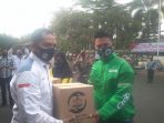 Kadin Provinsi Jawa Barat Bagikan 340 Paket Sembako Kepada Warga Banjar