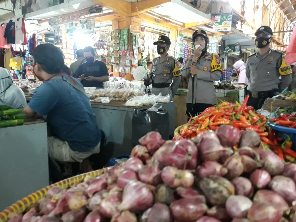 Kapolres Banjar Woro woro Protokol Kesehatan Di Pasar Tradisional