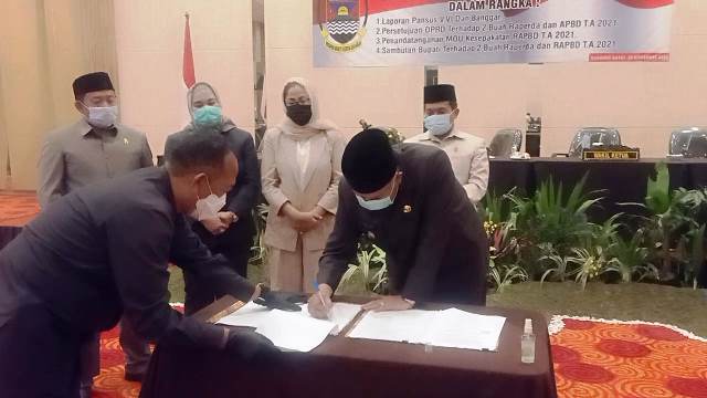 APBD KBB Tahun 2021 Disahkan Dengan Catatan, Prioritas Pemulihan Ekonomi Lokal Di Masa Normal Baru