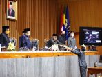 Wakil Ketua Dewan Kota Bandung Ade Supriadi Ajak Warga Masyarakat Patuh Terapkan 3M Untuk Lawan Covid-19