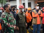 dam III Siliwangi Dampingi Kepala BNPB, Tinjau Bencana Longsor Di Cimanggung Sumedang