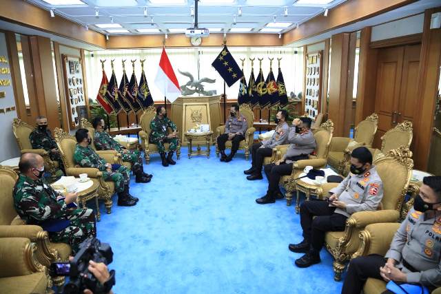 Kapolri Kunjungan Silaturahmi Ke KSAU