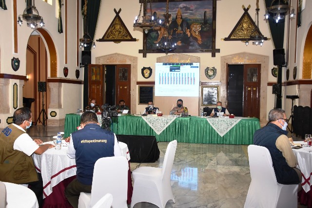 Pangdam III Siliwangi : Segera Bentuk Posko Di Tingkat Desa Untuk Cegah Penyebaran Covid-19