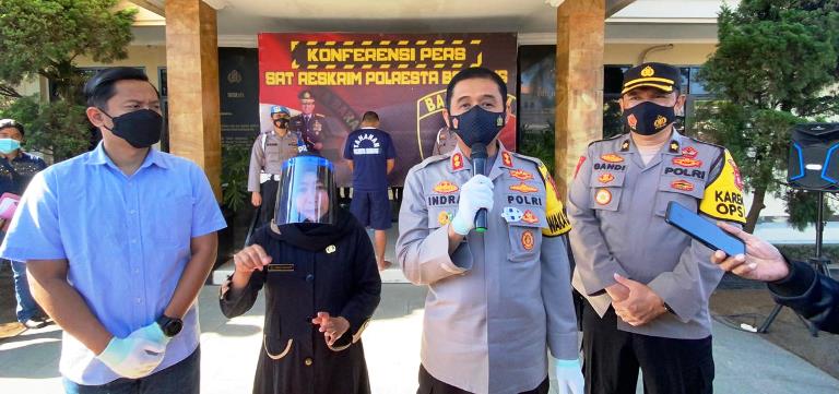 Pelaku Curanmor Di Ibun Berhasil Ditangkap Reskrim Polresta Bandung Polda Jabar Pelaku Curanmor Di Ibun Berhasil Ditangkap Reskrim Polresta Bandung Polda Jabar