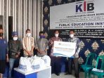 BI Salurkan Paket Sembako Kepada Yayasan Karya Insan Berkah Tasikmalaya