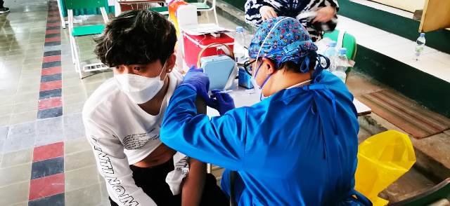 Ikatan Alumni SMAN 3 Bandung Rereongan Gelar Vaksinasi Massal, Bangun Herd Immunity