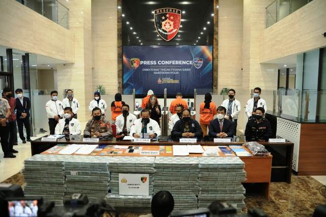 Bareskrim Polri Tangkap Pelaku Penipuan Skema Bussiness Email Compromise, Rugikan Korban Hingga 84 Miliar