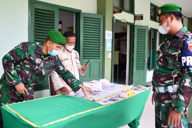 Cegah Dan Perangi Penyalahgunaan Narkoba, 40 Anggota Korem Baladhika Jaya Jalani Tes Urin