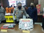 Polisi Ungkap Kasus Peredaran Narkoba Jenis Sabu dan Ganja Modus Tempel Di Sumedang