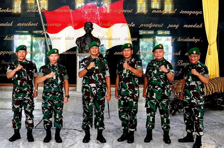 Sertijab Danrem 062/Tarumanagara, Pangdam III Siliwangi : Jabatan Adalah Bagian Dari Prestasi Sertijab Danrem 062/Tarumanagara, Pangdam III Siliwangi : Jabatan Adalah Bagian Dari Prestasi