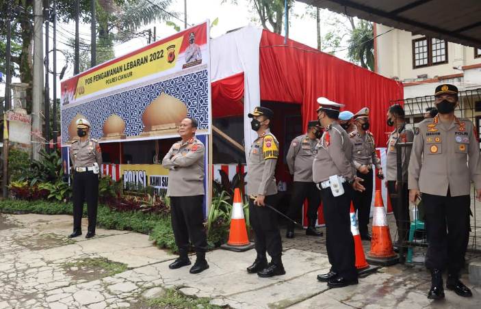Kapolda Jabar Irjen Pol Suntana Cek Pos Pengamanan Mudik Lebaran di Cianjur