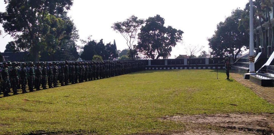 Batalyon Armed 5/105 Tarik Siap Amankan Perbatasan RI - Malaysia
