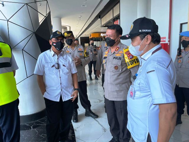 Kompolnas Tinjau Operasi Ketupat 2022 di Polda Banten