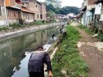 Satgas Citarum Sektor 21 Sub 05 Rawat dan Bersihkan Bantaran Sungai Cikapundung