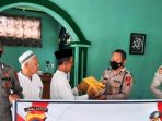 Polisi Salurkan Bantuan Al-Quran Di Wilayah Ciamis