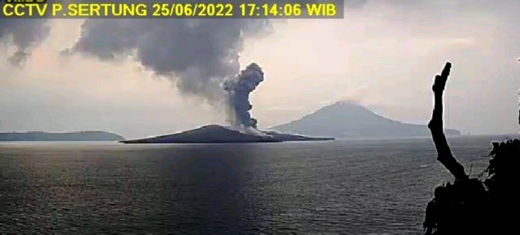 Gunung Anak Krakatau Erupsi, Status Level 3 Siaga