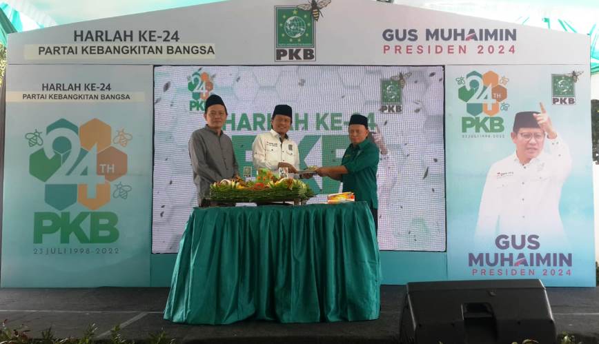 Harlah 24, PKB Semarang Launching Ambulans Umat dan Santunan