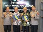 Polda Jabar Beri Hibah Mobil Ambulance Kepada UIN SGD dan Universitas Muhammadiyah Bandung