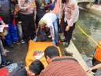 Warga Tawang Kota Tasik Dikagetkan Penemuan Sesosok Mayat Mengambang Di Sungai Cimulu