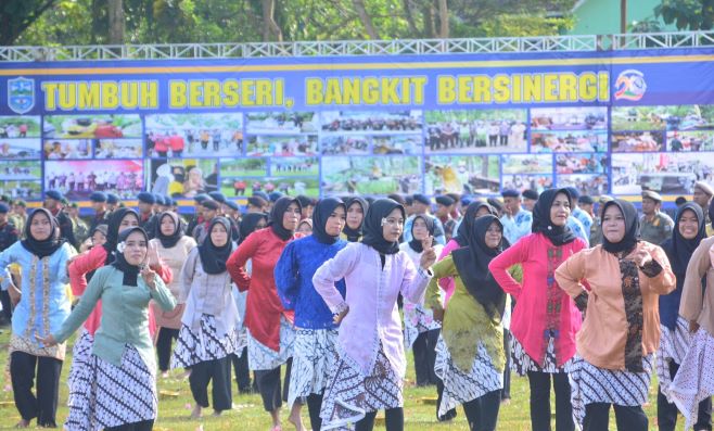 Ratusan Guru PAUD Menari Semarakan Peringatan HUT Ke-20 Kota Banjar