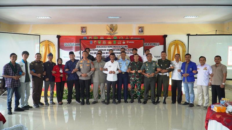 Forkopimda Kota Banjar Bersama Penyelenggara Pemilu Dan Peserta Pemilu Gelar Deklarasi Pemilu 2024 Kondusif