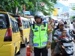 Kapolres Turun Tangan Langsung Tertibkan Kendaraan Di TPI Palabuhanratu Sukabumi