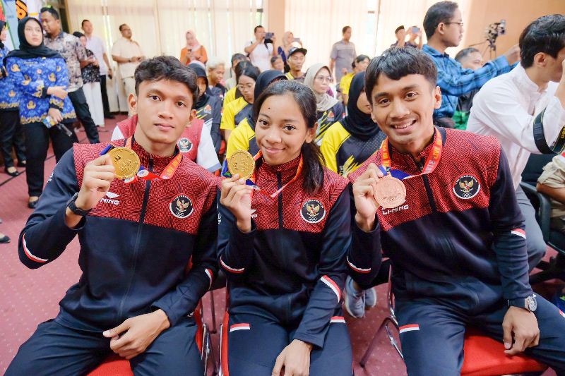 Bertemu Atlet Peraih Medali Sea Games Asal Jateng, Ganjar Siap Bantu Wujudkan Mimpi Para Atlet